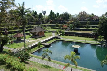 Lombok, Pura Narmada